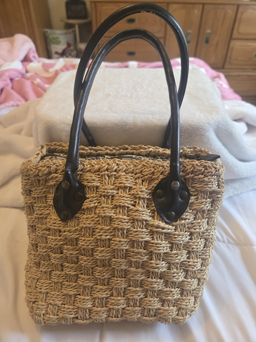 Basket Weave Express 10×7 Leopard Lined Tote Bag